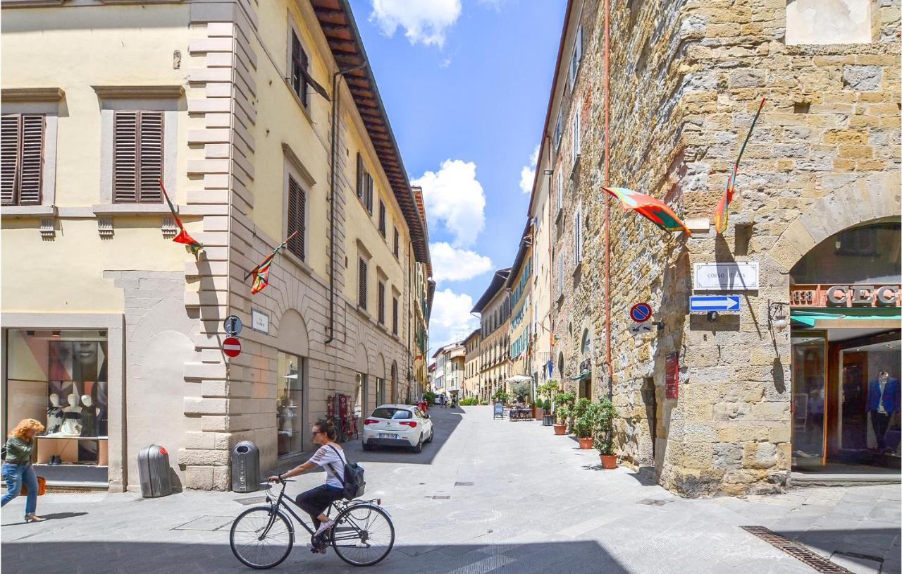 1 Bedroom Gorgeous Apartment In Arezzo Extérieur photo